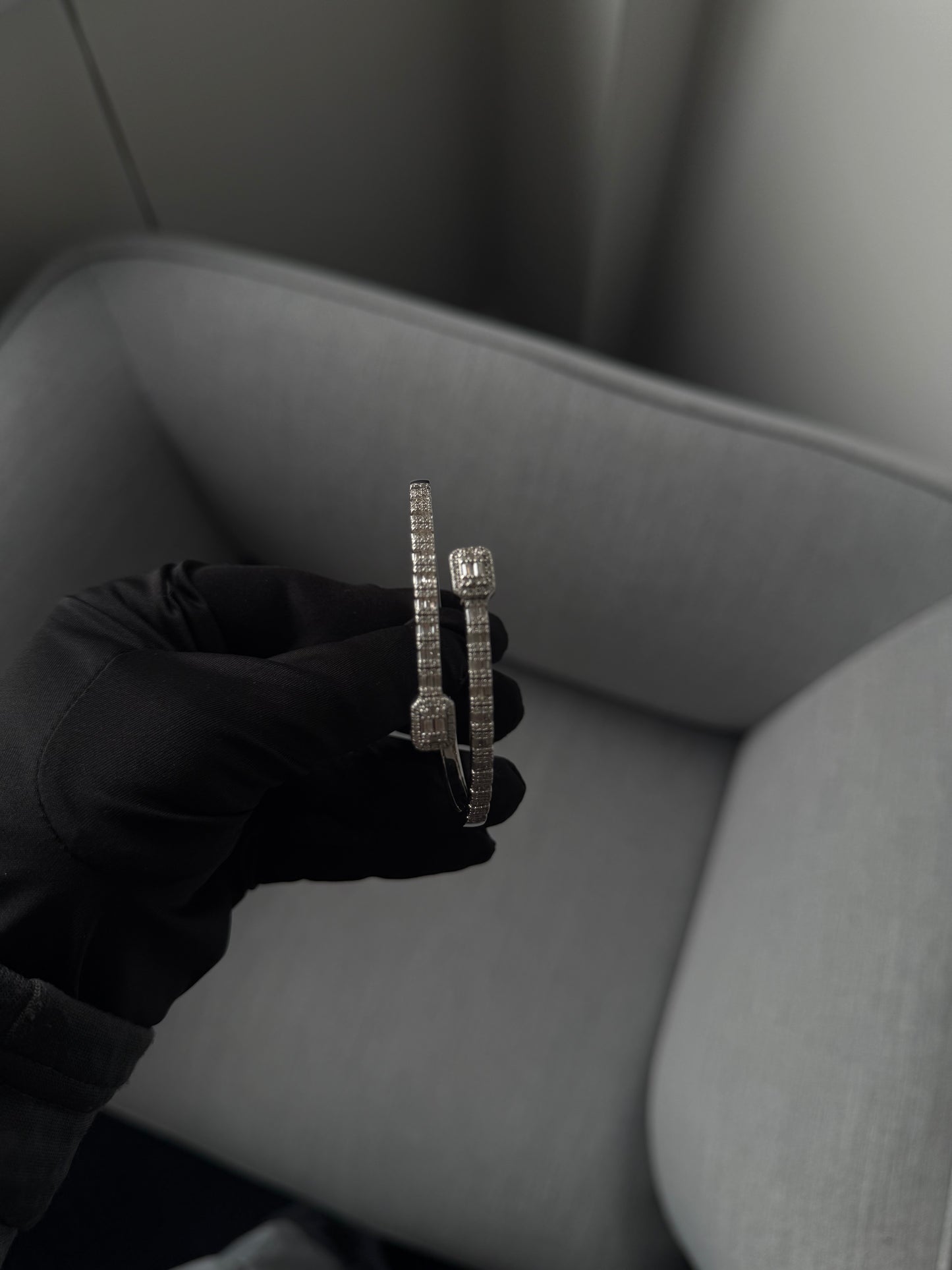 Luxury VVS Baguette Nail Bangle